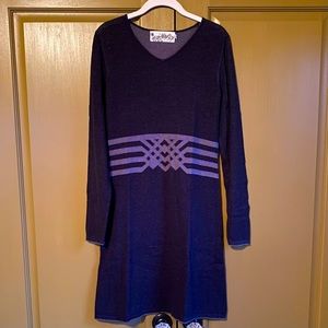 Aventura Organic Cotton Knit Sweater Dress with waistline detailing — medium EUC